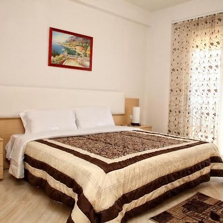 Martin Apartment Vlora Kültér fotó